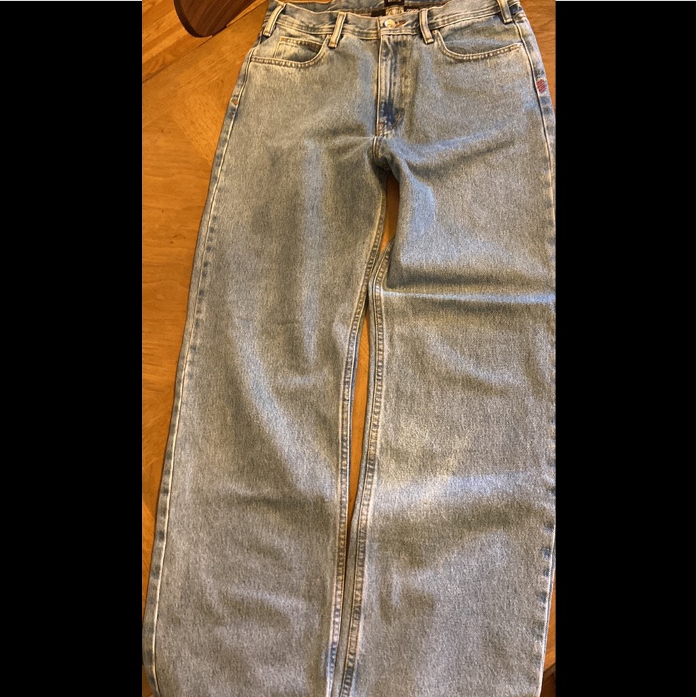 Mens BDG 32x32 skate fit